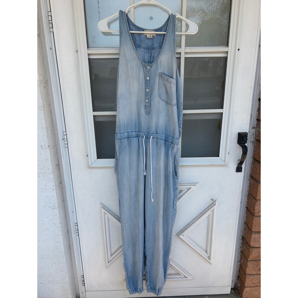 Cloth & Stone Light Wash Chambray Sleeveless Jogger Jumpsuit Blue M